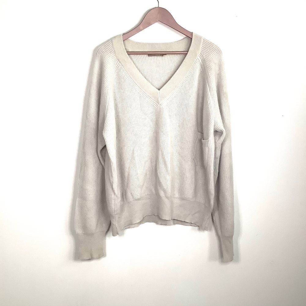 Brodie- Cashmere V-Neck ribbed pullover sweater